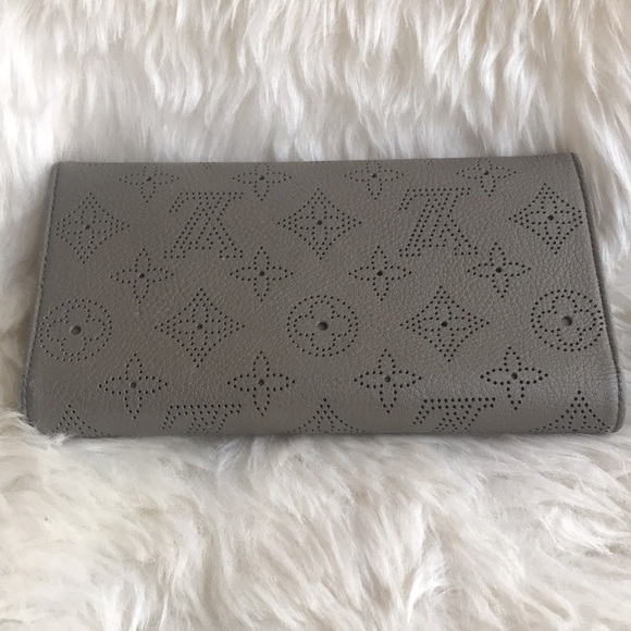 Authentic Louis Vuitton long Wallet Portefeuille Amelia Mahina - Picture 3 of 13